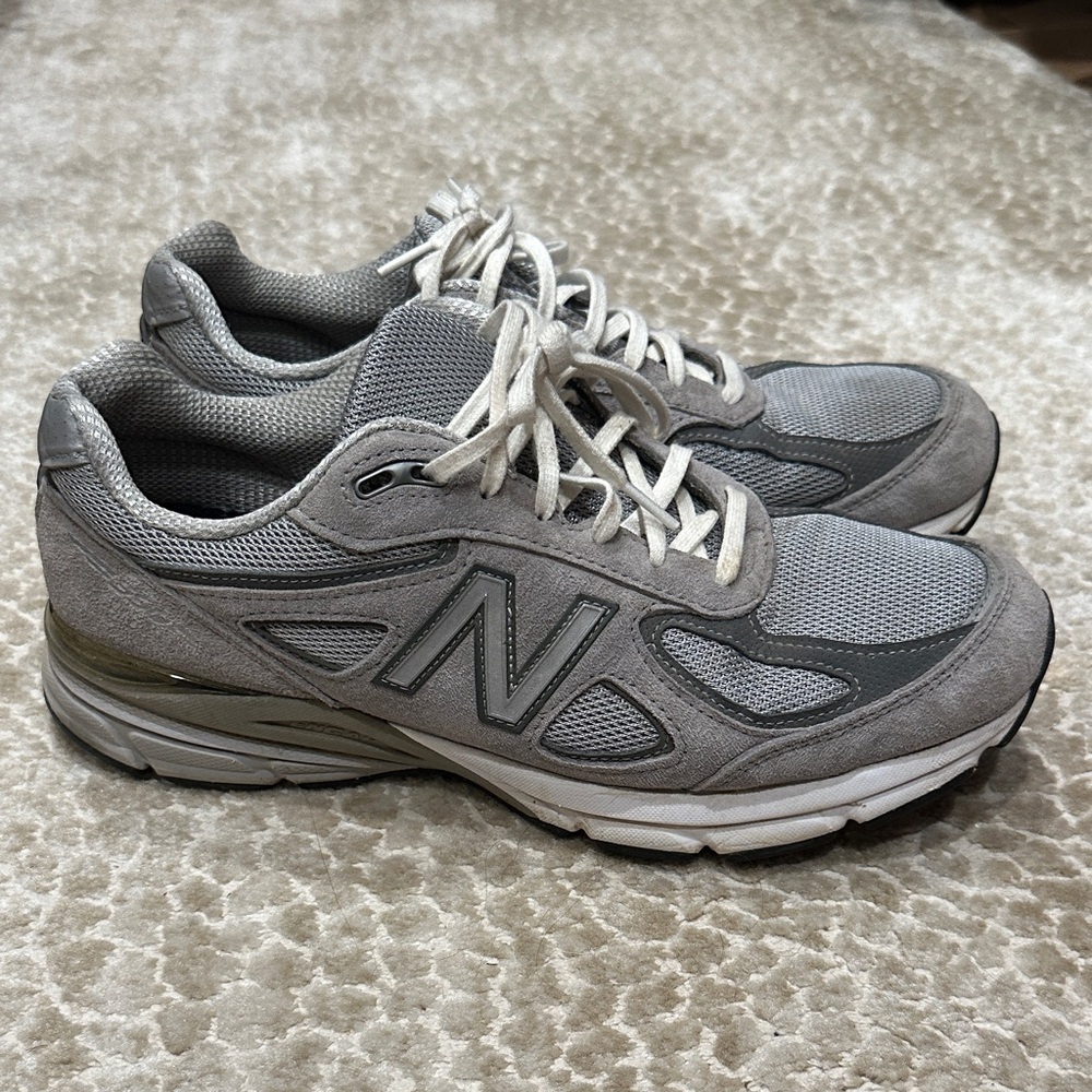 New Balance Men's Gray 990 Sneakers
